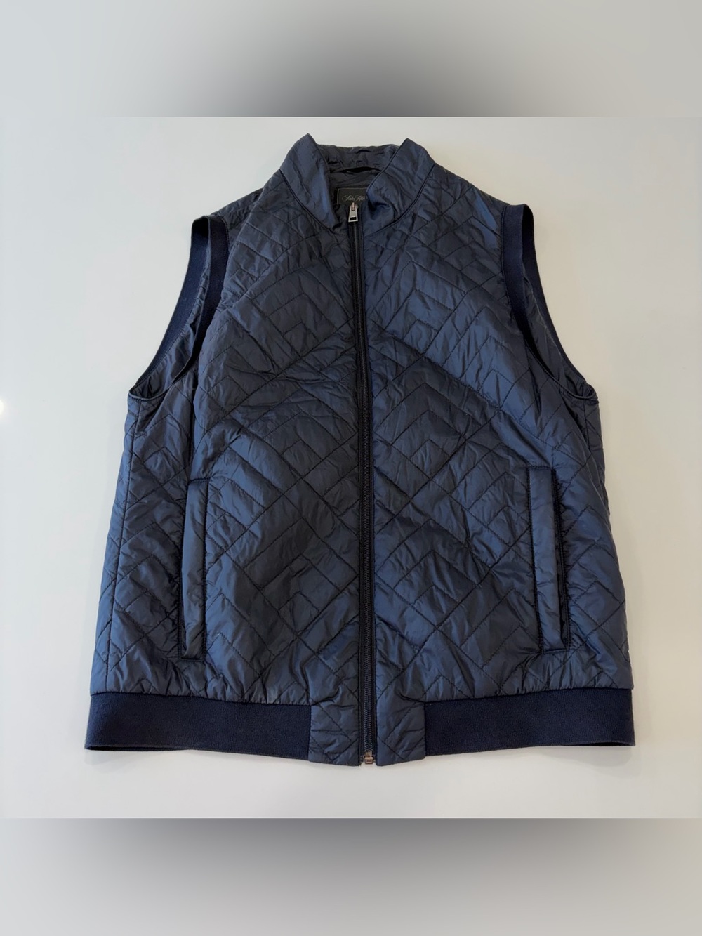 Saks Fifth Avenue Men's Small Quilted Navy Zip-Front Vest